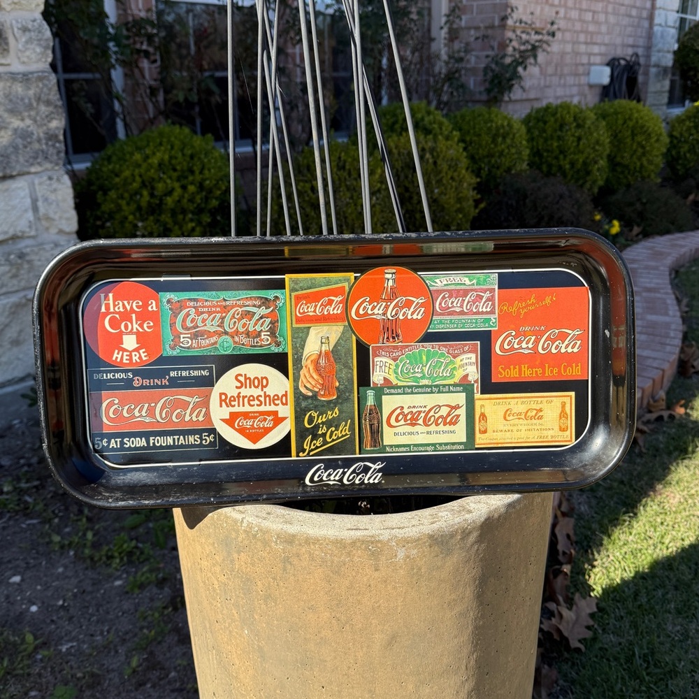 1995 Black Metal Coca Cola Tray Featuring a Collage of Vintage Advertisements - Picture 13 of 13